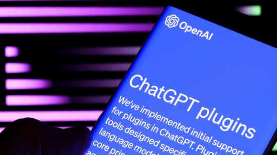 Complementos de ChatGPT y despliegue beta de navegación web para usuarios Plus